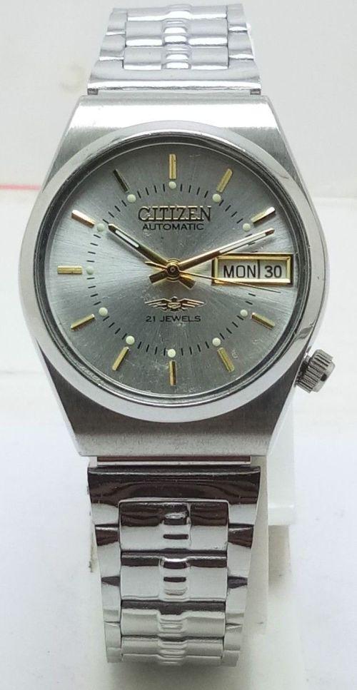 Vintage citizen sale automatic 8200a